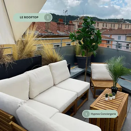 Rooftop D'exception Au Cœur Du Puy-en-velay Appartement