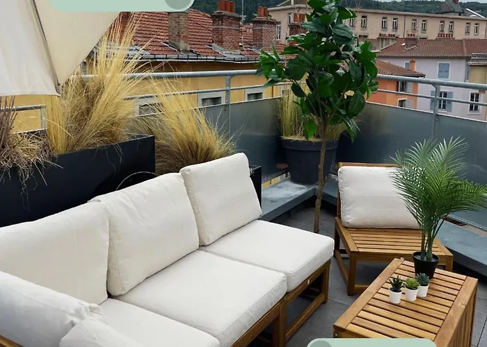 Rooftop D'exception Au Cœur Du Puy-en-velay Appartement